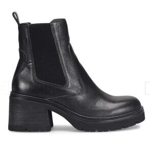 Sofft Jordie Chelsea Boots Lug Sole Black Leather Size 9.5 NWOB Chic Waterproof